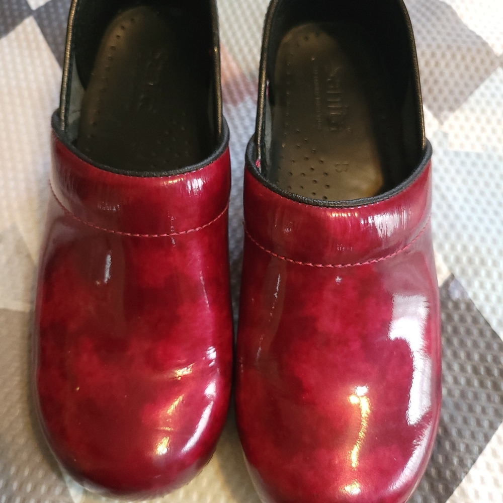 Sanita Clogs